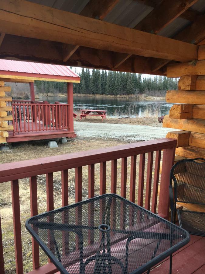 Alaska Log Cabins On The Pond Clear Creek Park Exterior foto